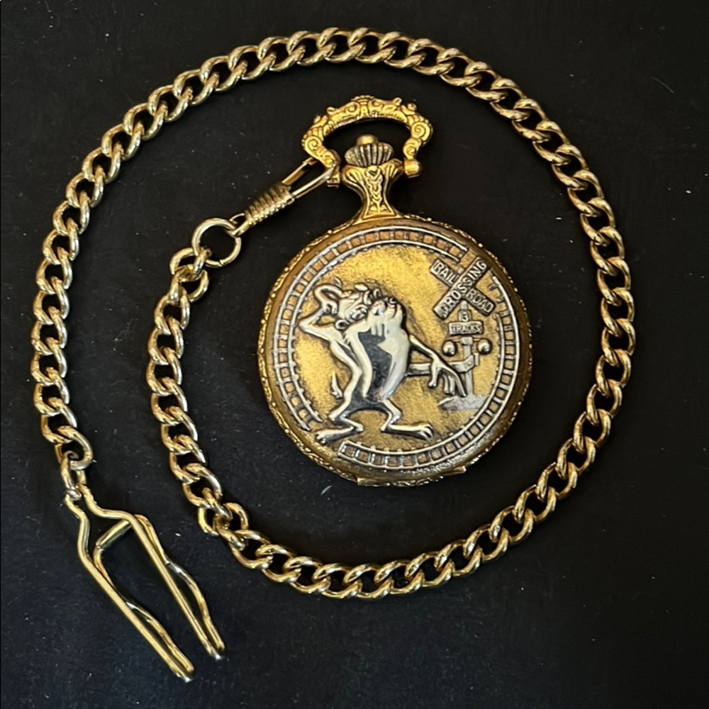 Vintage gold ACME pocket watch Tasmanian devil
